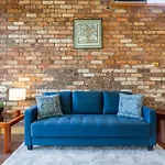 Spacious 3-Bed Mid Century Home Near Cbd