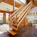 Spacious 3-Bed Mid Century Home Near Cbd
